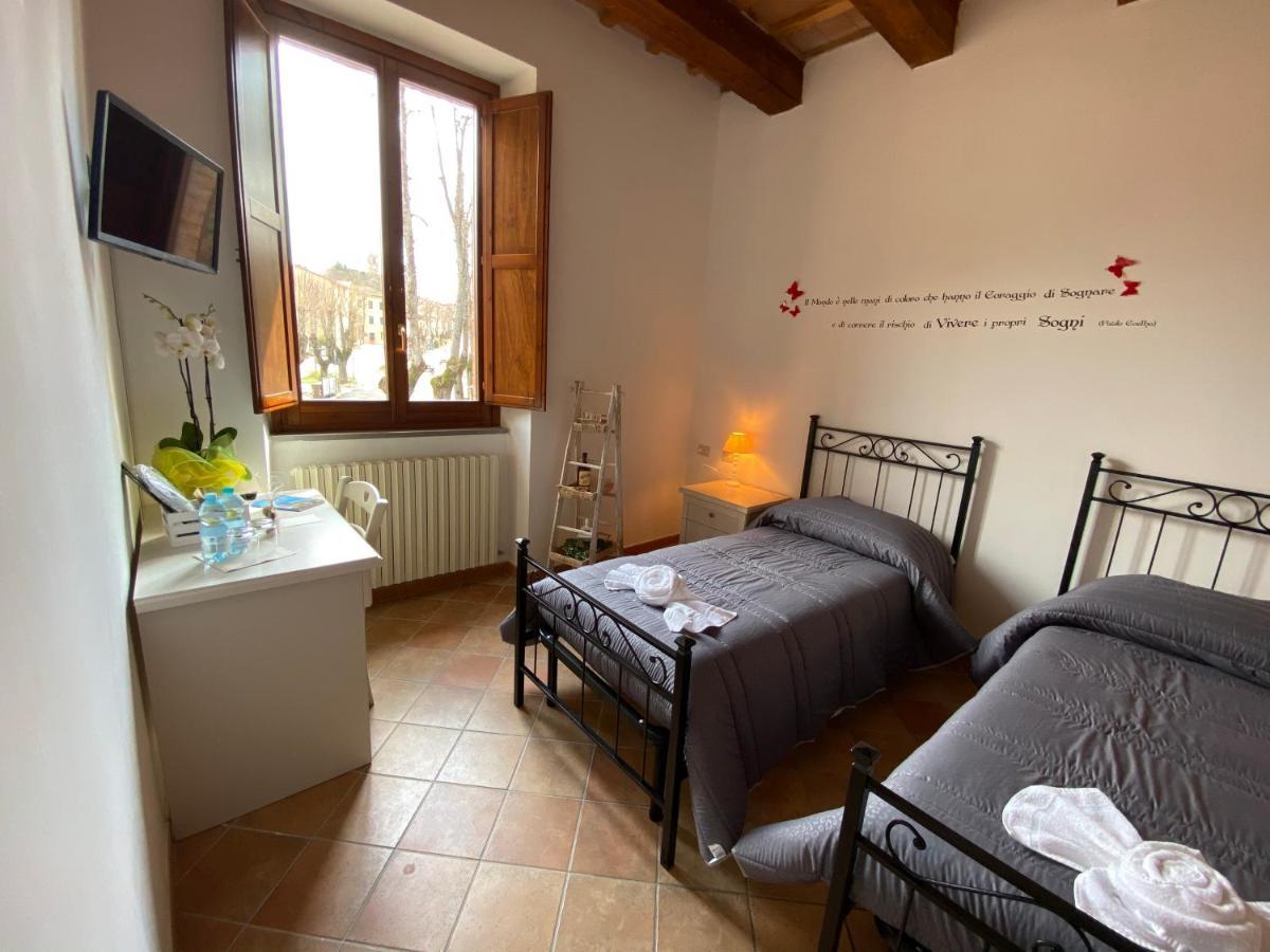Locanda Della Pieve Pievebovigliana Экстерьер фото